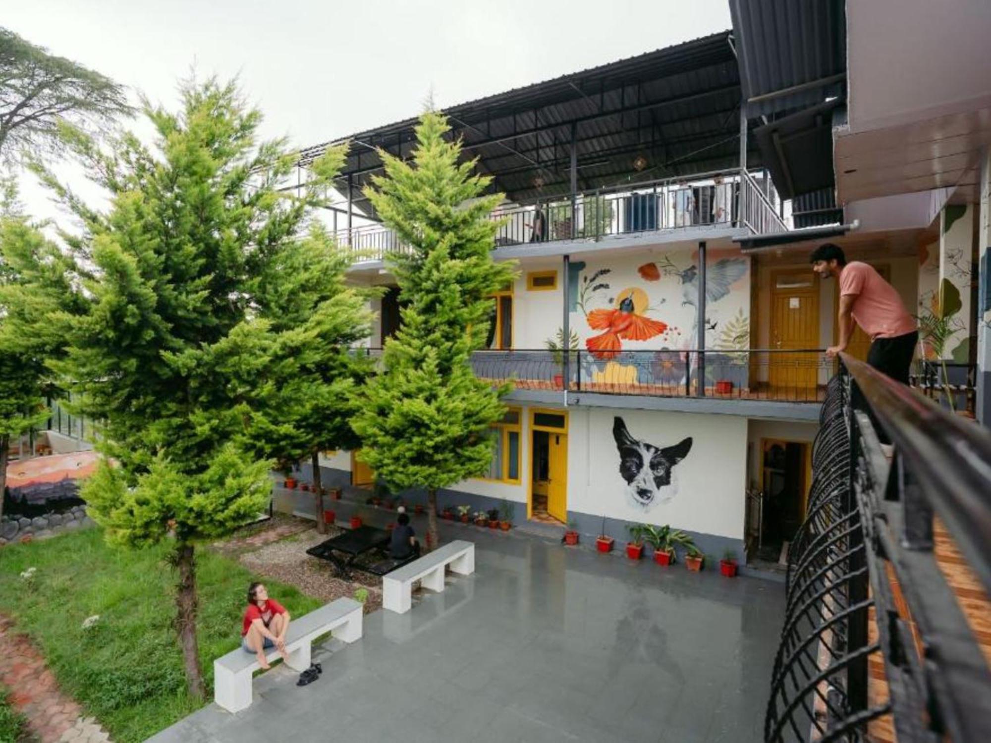 The Hosteller Bir Exteriör bild